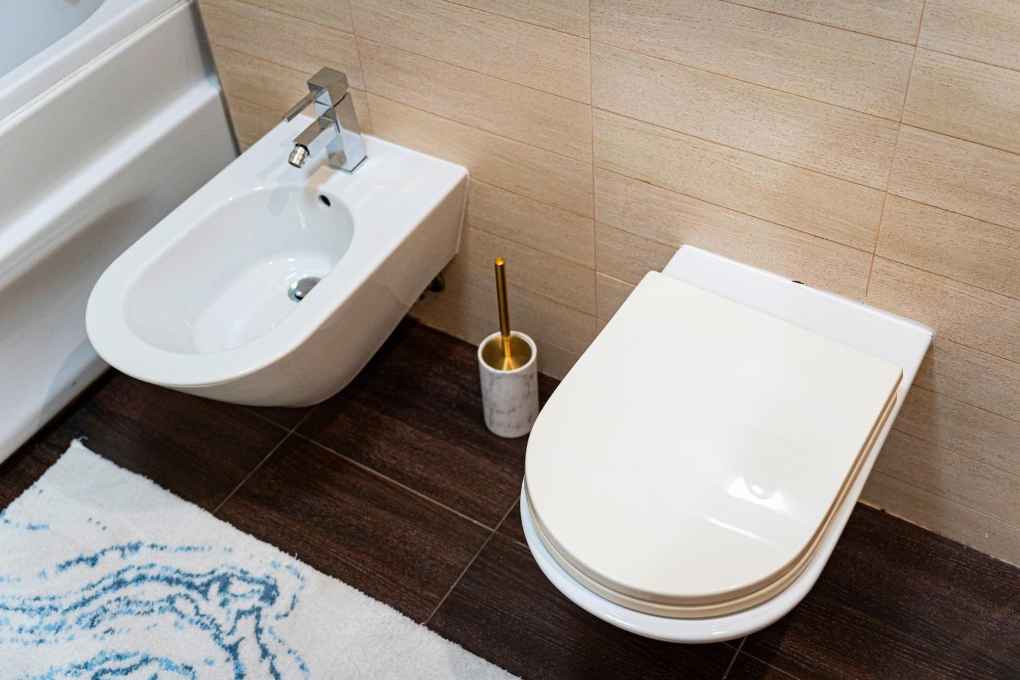 Golden River Apartment ปราก ภายนอก รูปภาพ